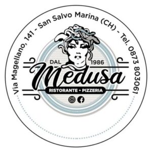 logo pizzeria medusa
